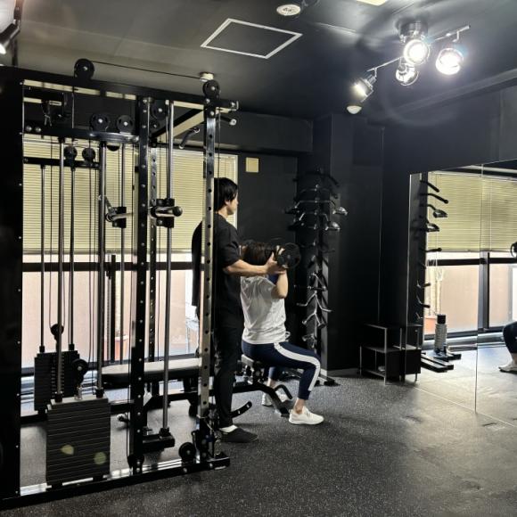 初心者様特化パーソナルジム FROG GYM